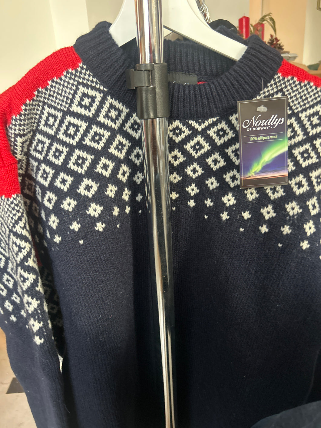 Nordlys blå rød genser M