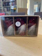 3 små nisser i eske