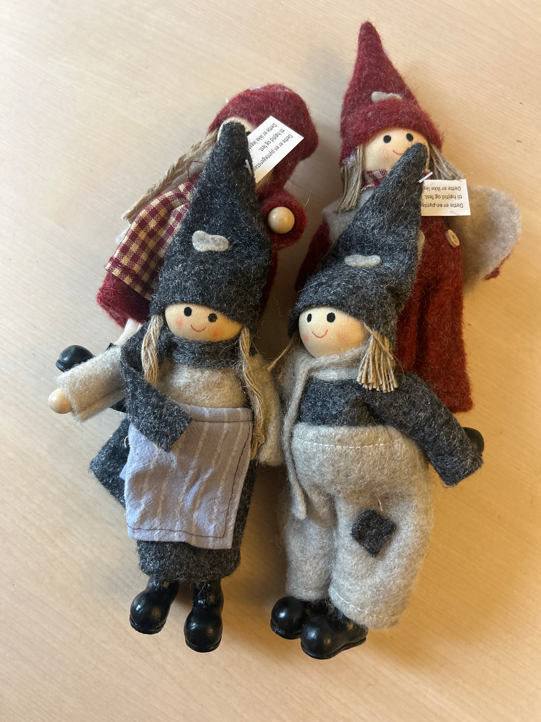 Nisse stoff grå/ rød pr stk